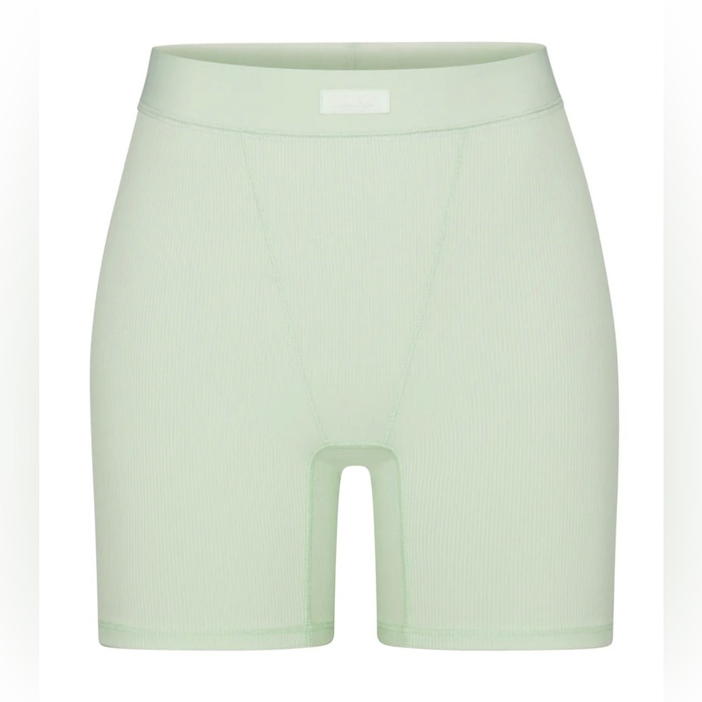 Skims Soft Lounge Boxer Sz SMALL in HoneyDew